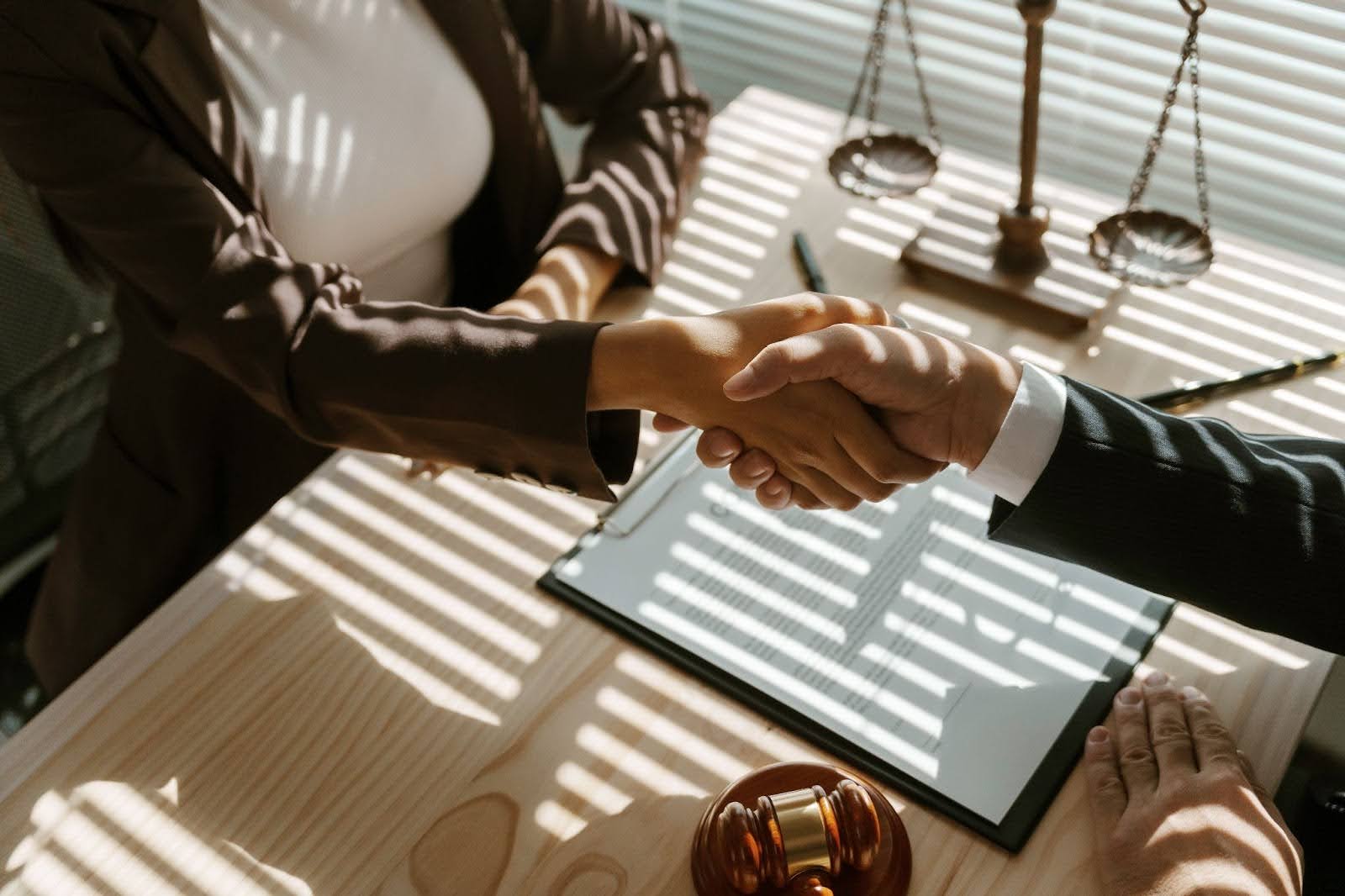 client negotiating with personal injury lawyer